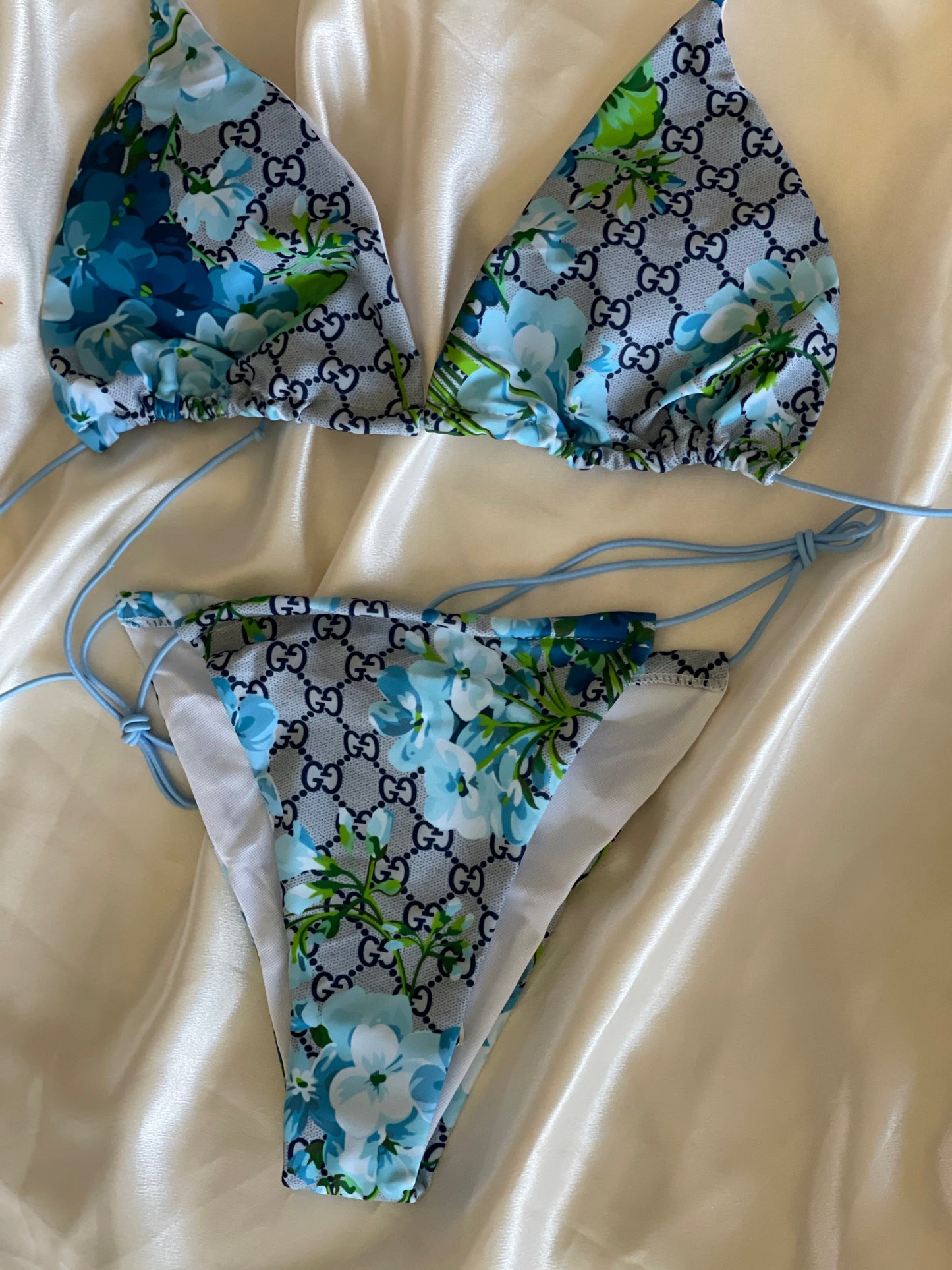 Good flowers bikini