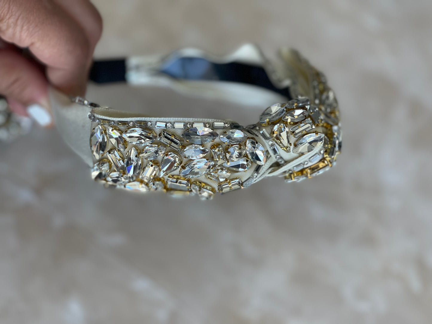 Princess cut headband