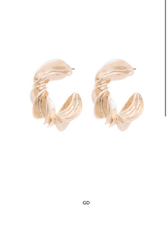 El twist  earrings