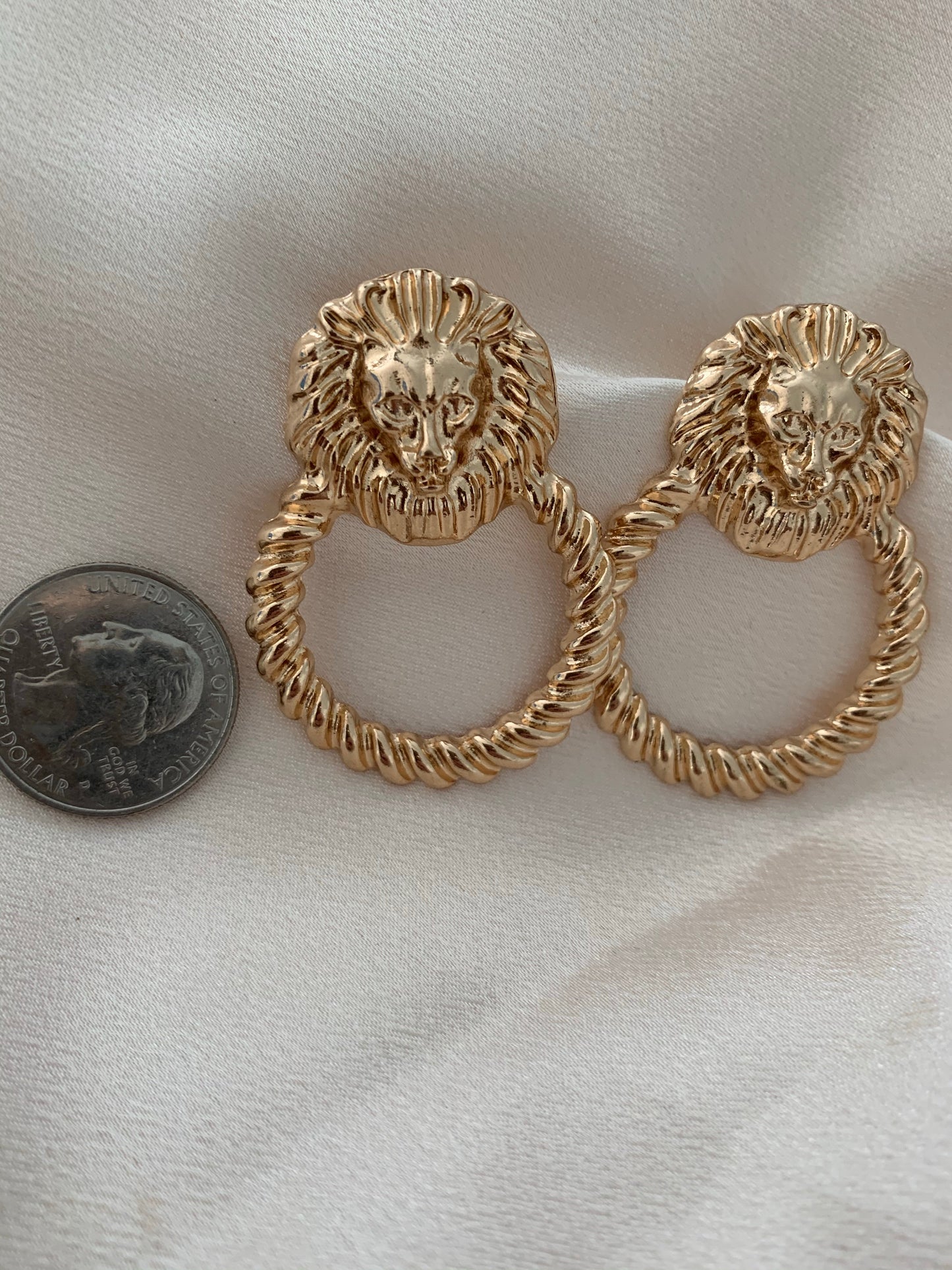 Leoncitos earrings